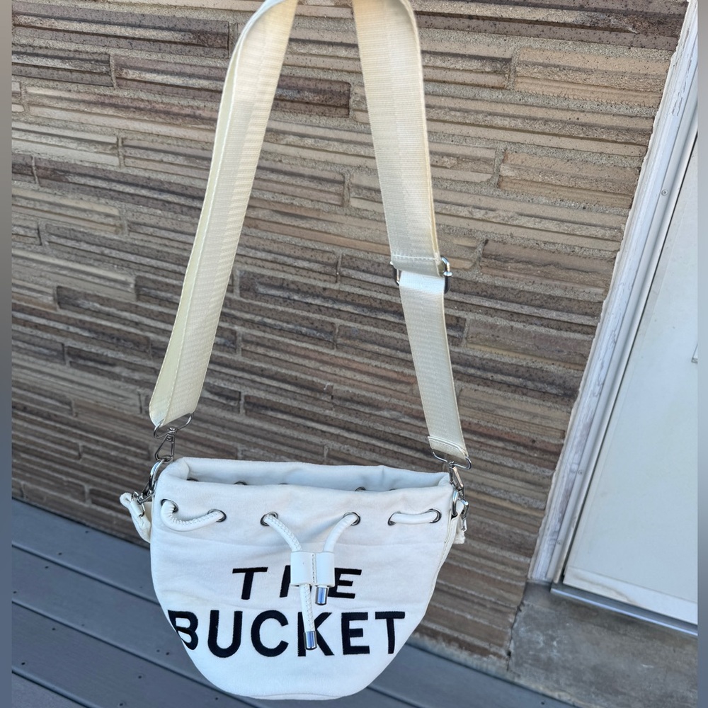 The Bucket Bag Embroidered Plush Drawstring White Crossbody Bag